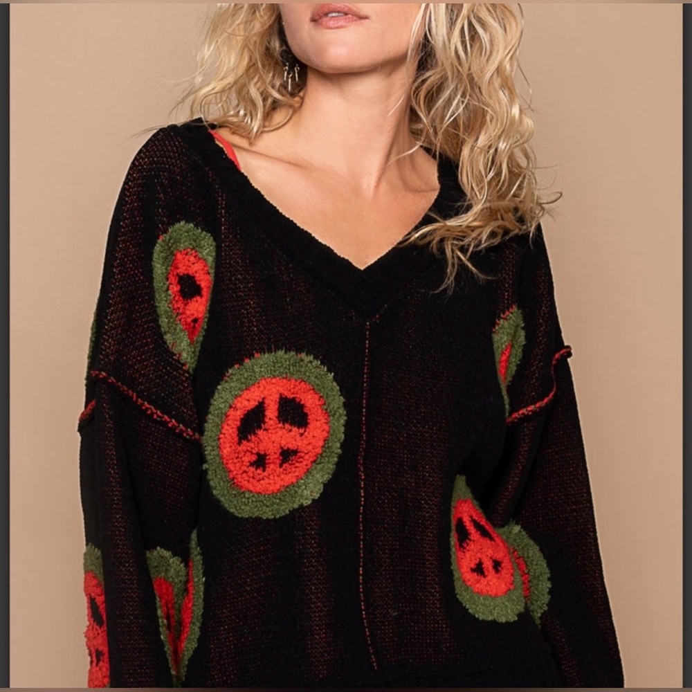 POL V-Neck Long Sleeve Peace Print Knit Sweater – Black/Red/Green – Size L | NWT